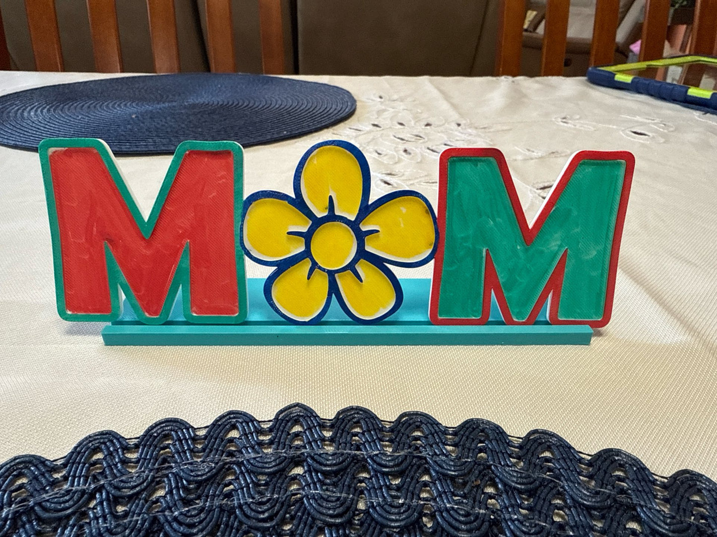 3D Printed Mom Coloring Plate with Stand Mother's Day