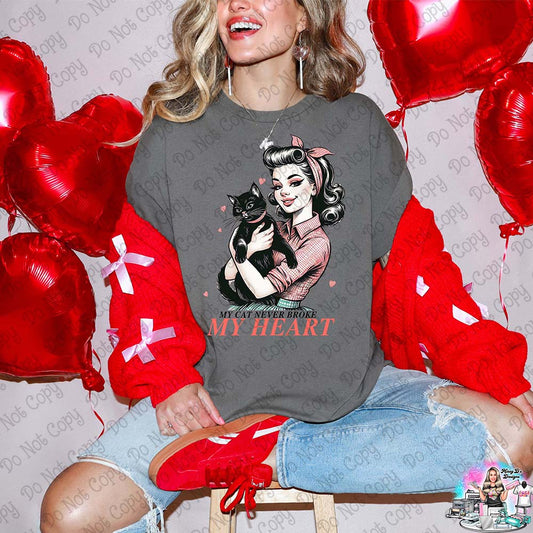 My Cat Never Broke My Heart Vintage Valentine SHIRT